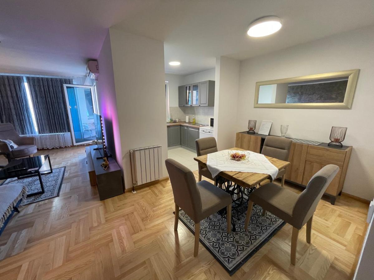 Apartamento Korzo Osijek 2 Exterior foto