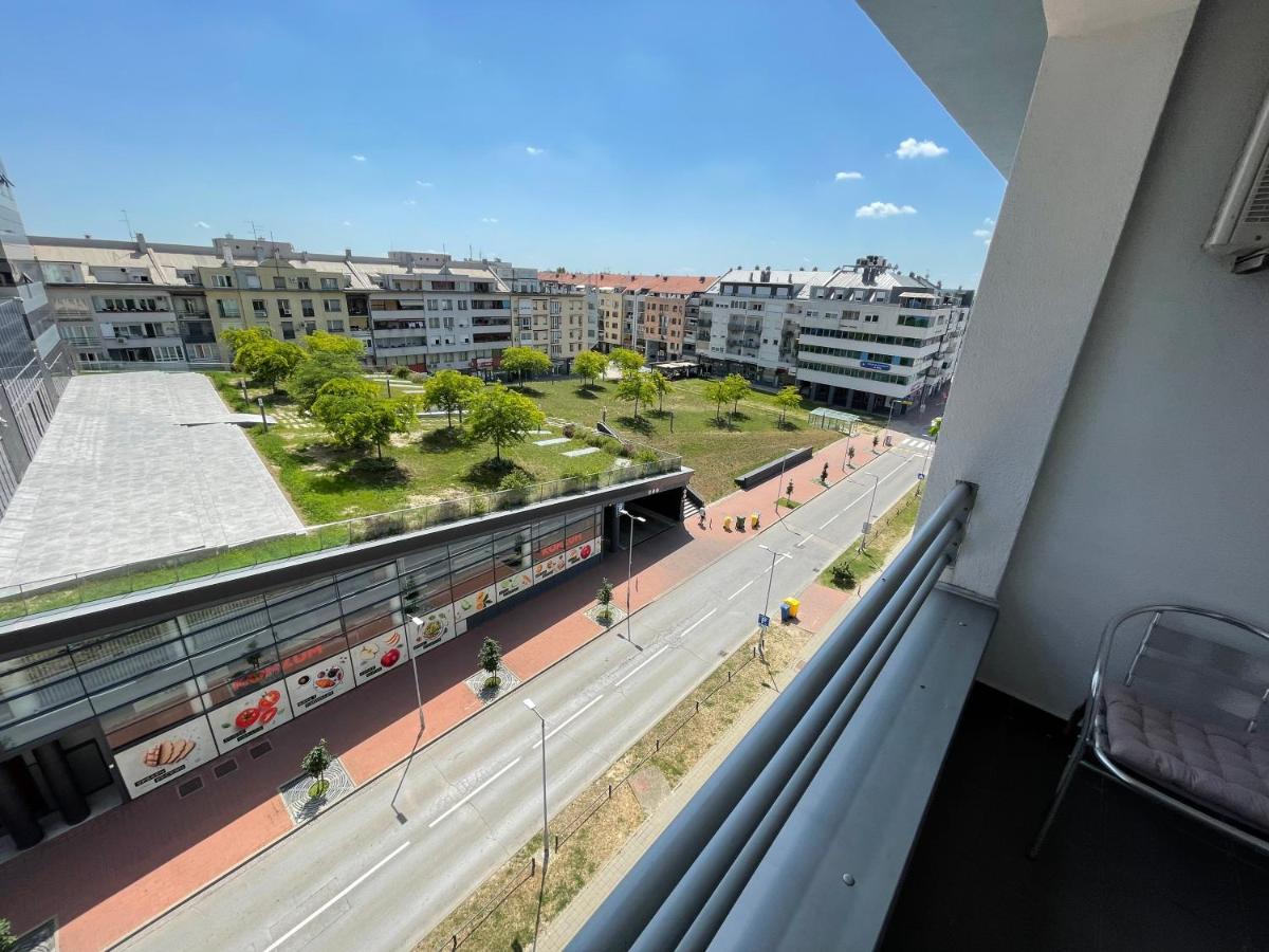 Apartamento Korzo Osijek 2 Exterior foto