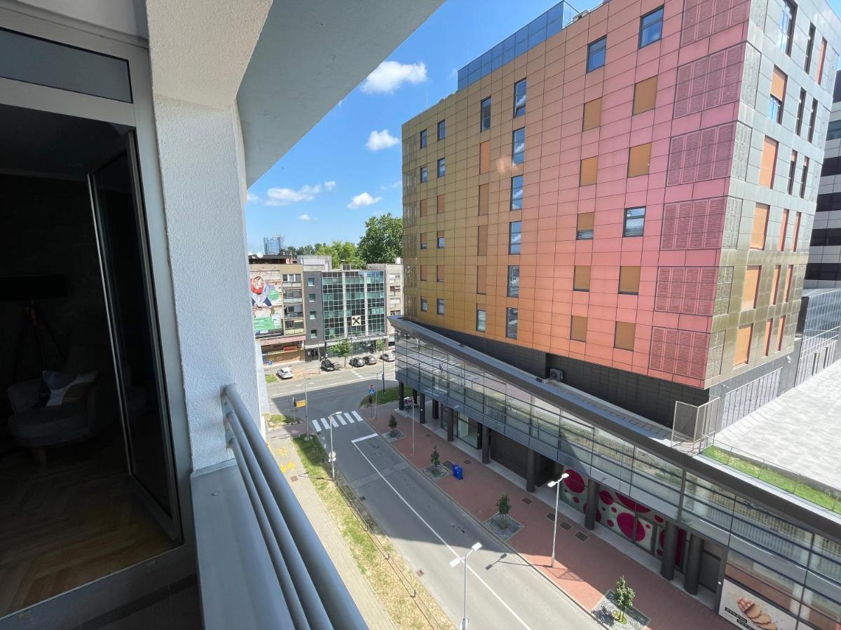 Apartamento Korzo Osijek 2 Exterior foto
