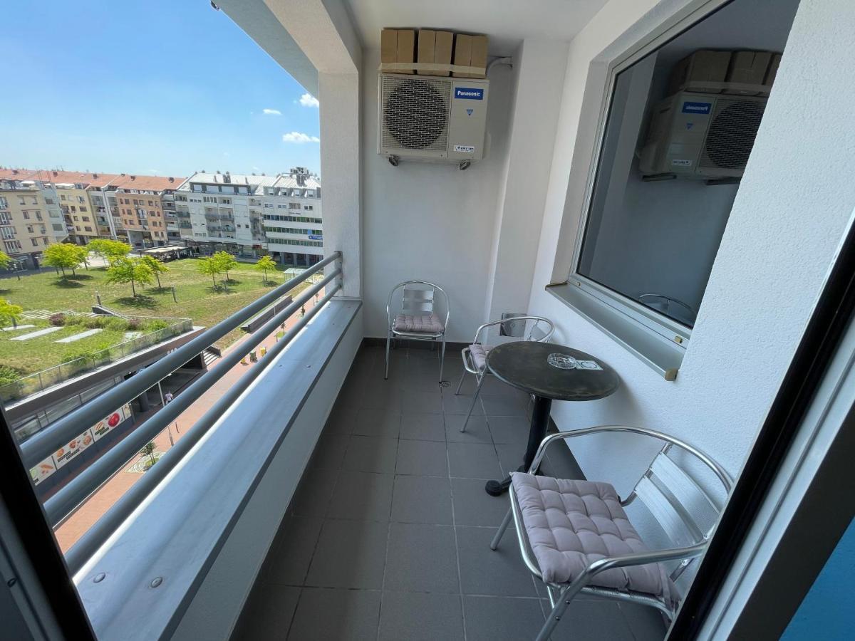 Apartamento Korzo Osijek 2 Exterior foto
