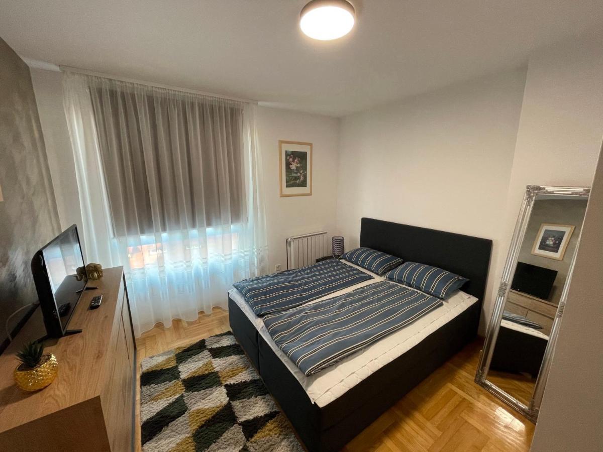 Apartamento Korzo Osijek 2 Exterior foto